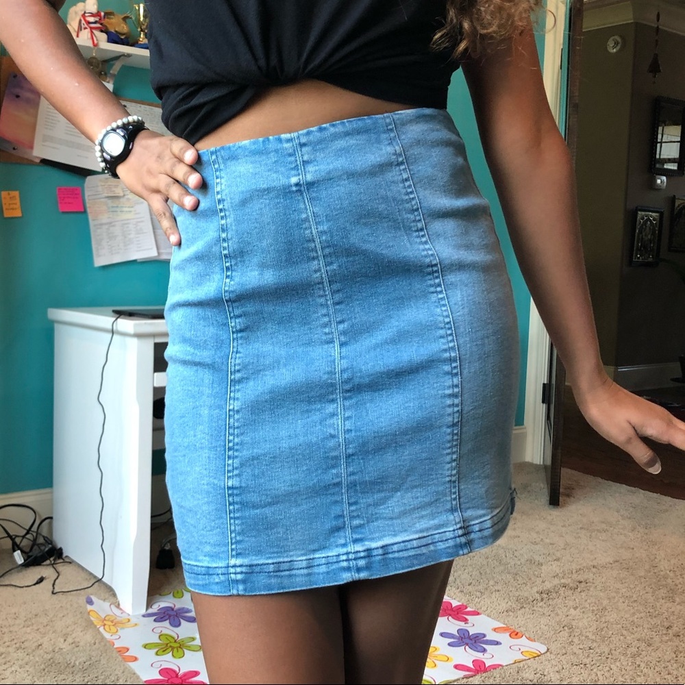 Denim skirt